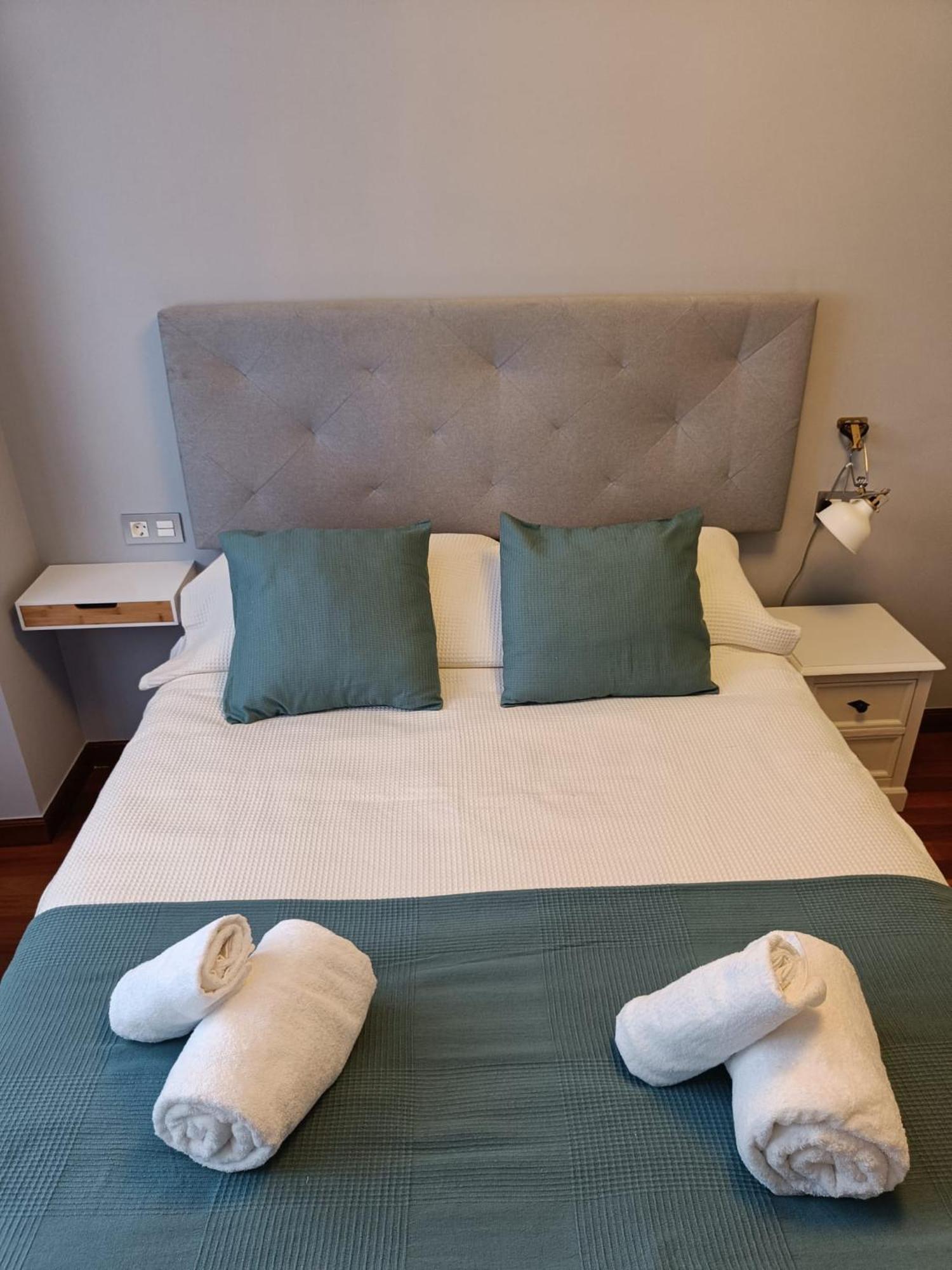Paraiso Soleado: Piso Con Terraza, Piscina Y Garaje A 5 Min De Playa Castro Urdiales Ngoại thất bức ảnh